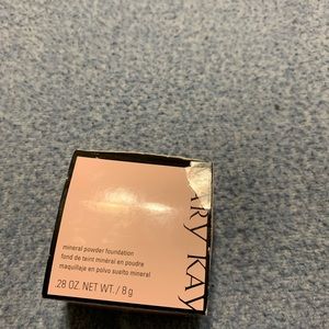 Mary Kay Mineral Powder Foundation